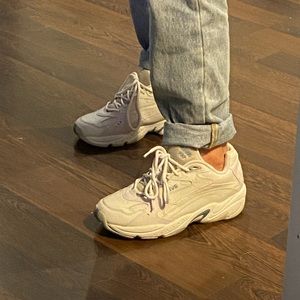 Chunky Avia Sneakers